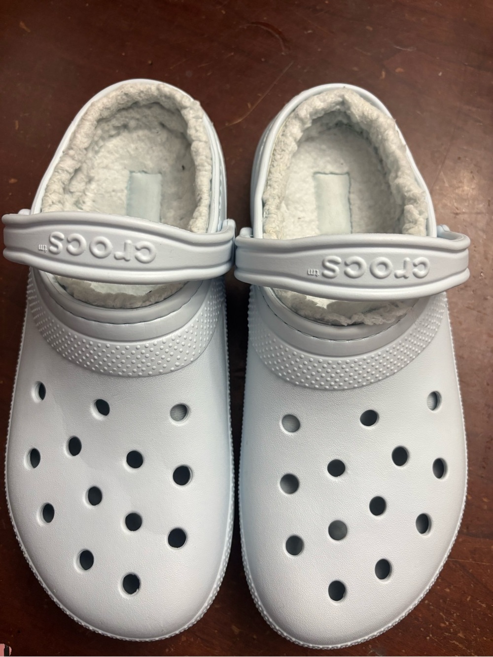 Woman’s 11 men 9 baby blue classic authentic fur lined crocs slip in walk clog